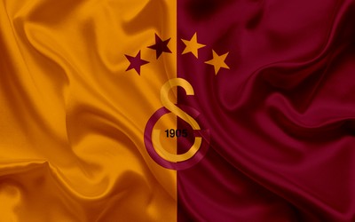 多宝电竞-勒蒂西耶这脚传中精准找到队友